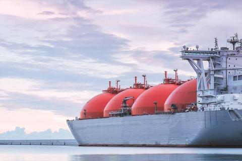 Φυσικό αέριο: Το σχέδιο της ΕΕ για να πλήξει το ρωσικό LNG χωρίς να μειώσει τις εισαγωγές