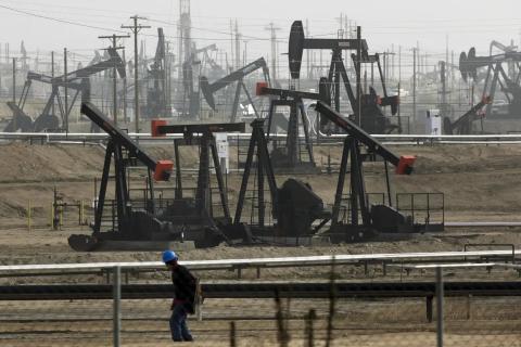 «Βράχος» το πετρέλαιο με τα βλέμματα στον ΔτΚ στις ΗΠΑ - Πώς ο πληθωρισμός θα επηρεάσει τη ζήτηση στις αγορές