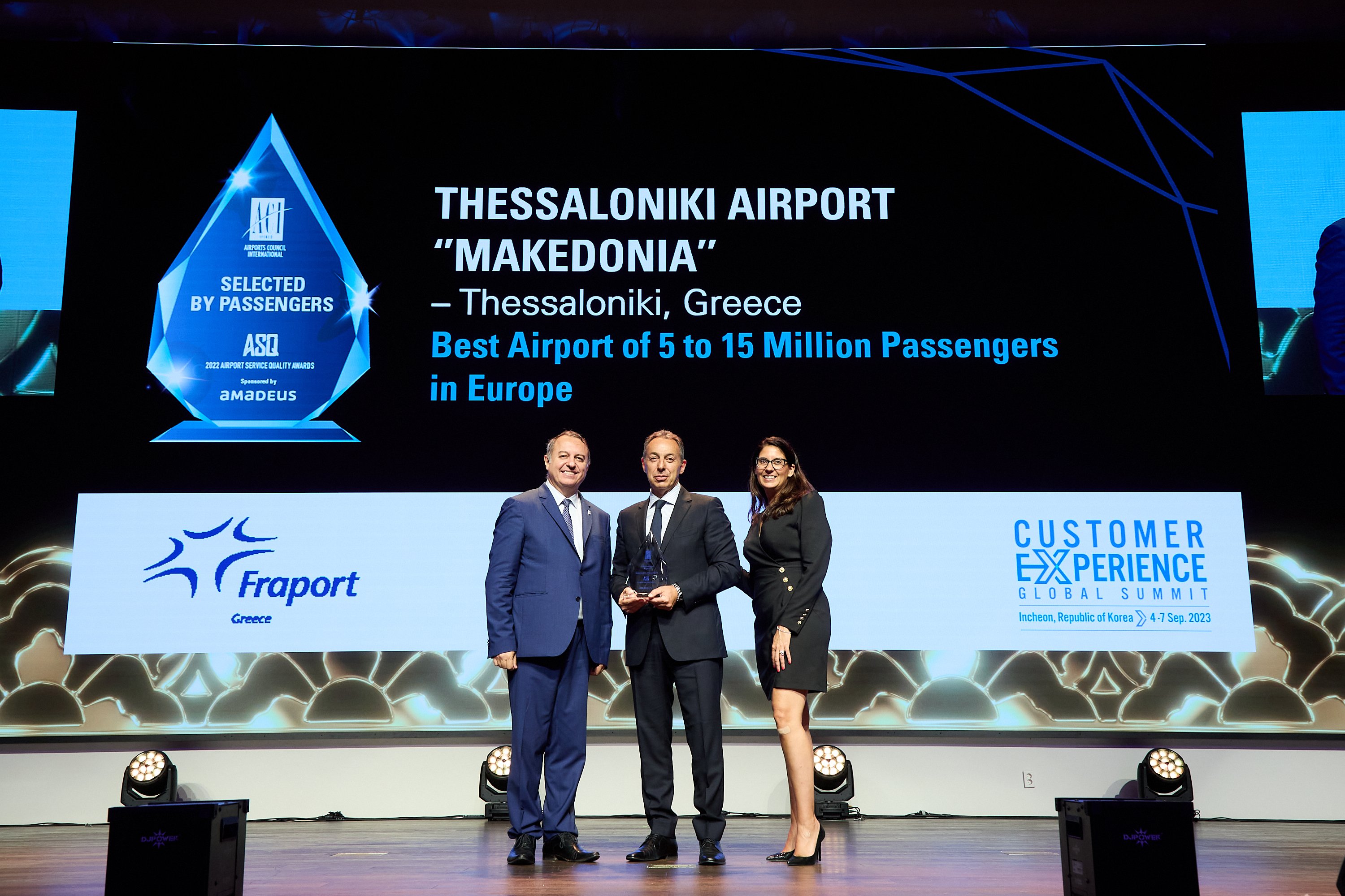Οι κ. Luis Felipe de Oliveira, ACI World, κ. Παναγιώτης Σπυράτος, Γενικός Διευθυντής Επιχειρησιακών Λειτουργιών (COO) της Fraport Greece, κα Elena Avila, Amadeus.