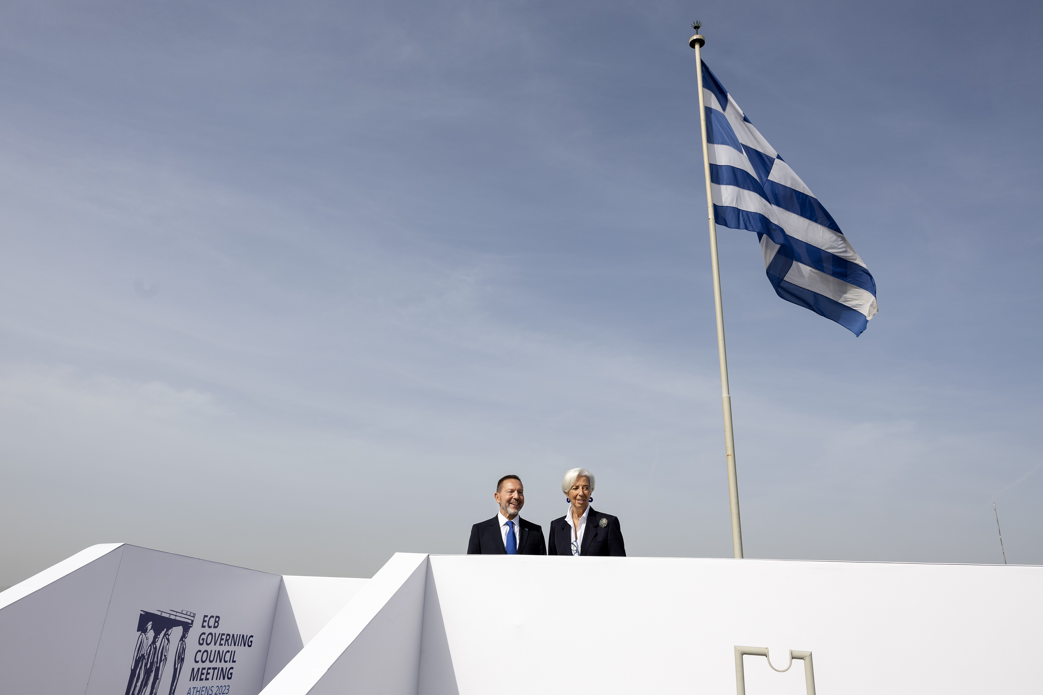 Στουρνάρας - Λαγκάρντ, 5