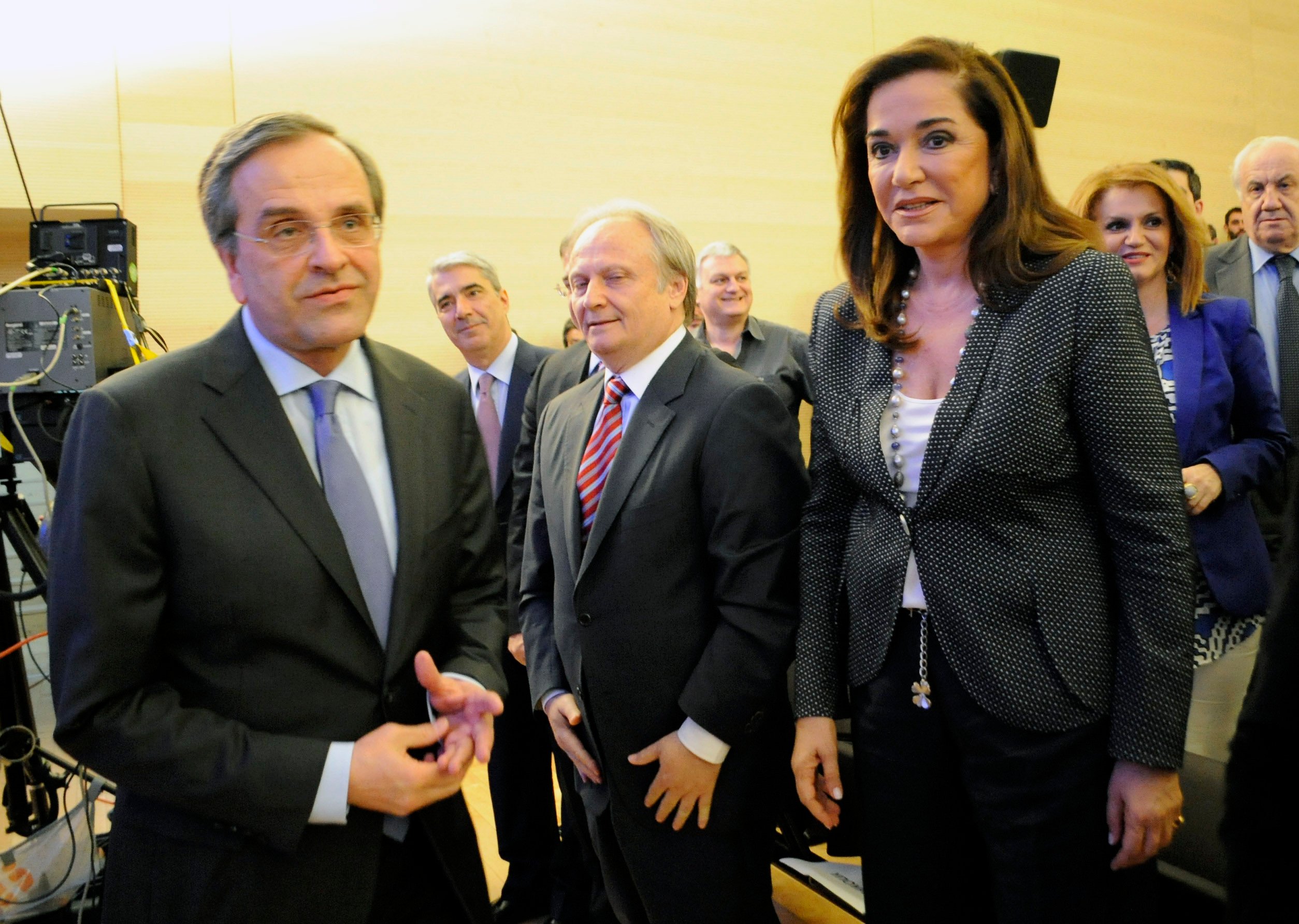samaras-dora