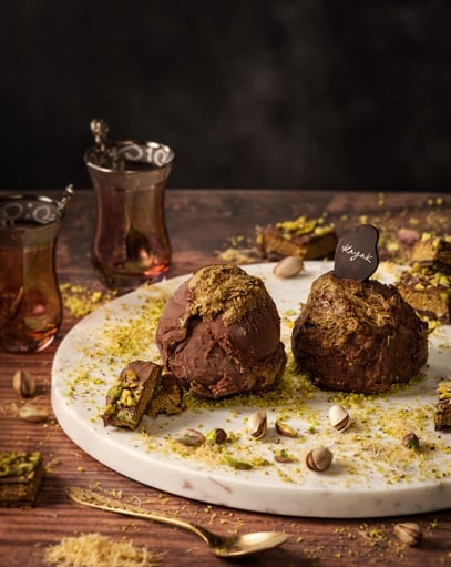 kayak dubai chocolate