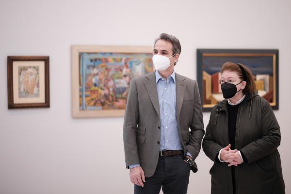 Η υπουργός Πολιτισμού Λίνα Μενδώνη και ο πρωθυπουργός Κυριάκος Μητσοτάκης στην Εθνική Πινακοθήκη / Πηγή: Eurokinissi