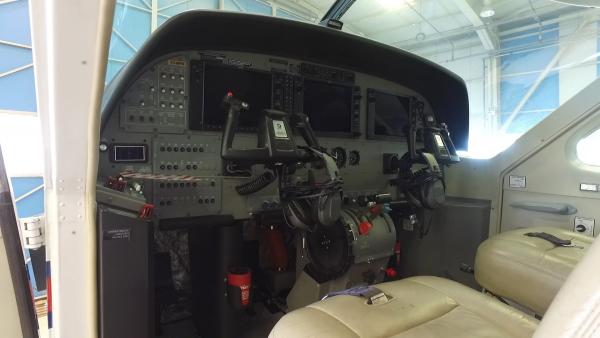 hellenic seaplanes aircraft cessna c208 cockpit