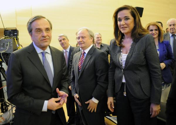 samaras-dora