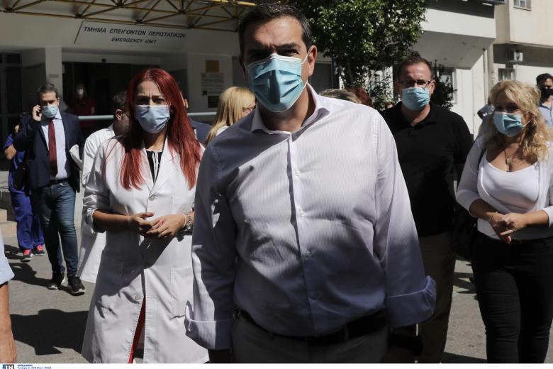 «Η ευθύνη αφορά τον ίδιο τον Πρωθυπουργό. Και επειδή η ευθύνη αυτή έχει να κάνει με ανθρώπινες ζωές, ο κος Μητσοτάκης δε θα αποφύγει να λογοδοτήσει. Όχι στην αντιπολίτευση αλλά στους πολίτες» κατέληξε στην ανάρτησή του ο Αλέξης Τσίπρας /Πηγή: Intimenews