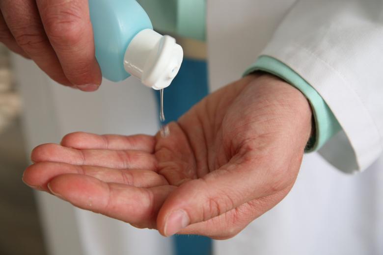 Στην απόσυρση του αντισηπτικού «Hand sanitizer Antibacterial 59mL.» προχωρά ο ΕΟΦ / Πηγή: Pixabay 