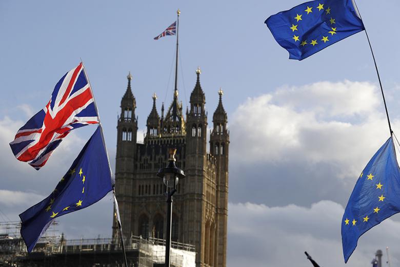 EE και Μ. Βρετανία δεν φαίνεται να τα βρίσκουν για μια συμφωνία στη μετα-Brexit εποχή
