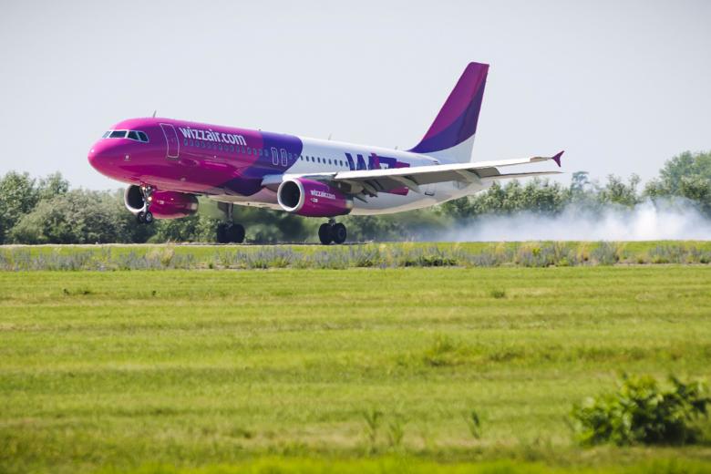 Η αεροπορική εταιρεία Wizz Air Abu Dhabi