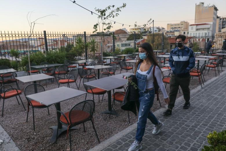 Καφές στο... πεζοδρόμιο / Πηγή: Intime