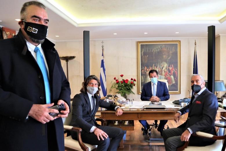 Με εκπροσώπους νυχτερινών κέντρων διασκέδασης συναντήθηκε ο Άδωνις Γεωργιάδης / Πηγή: ΑΠΕ