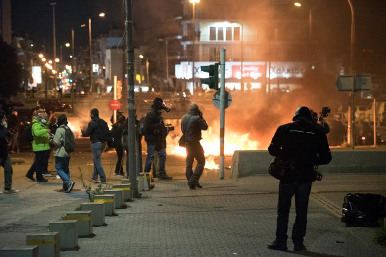 Εικόνα από τα επεισόδια στη Νέα Σμύρνη