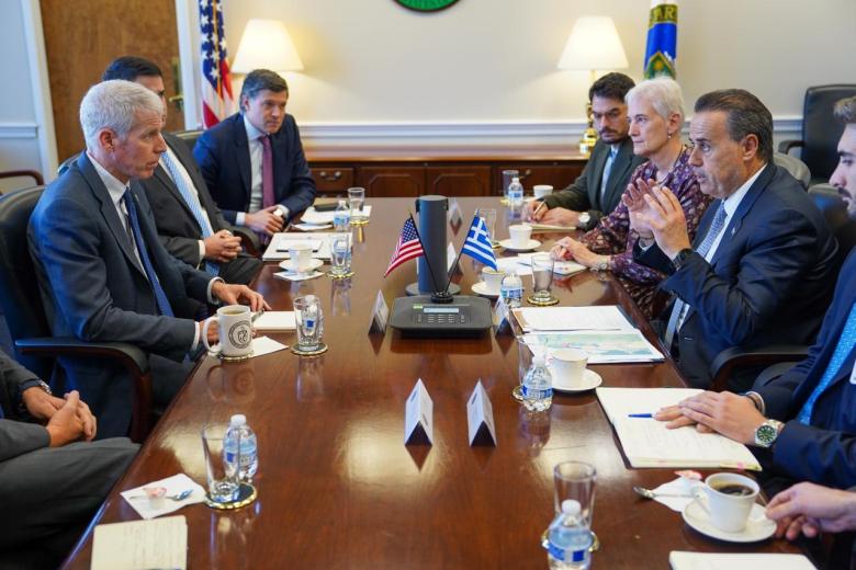 Σταύρος Παπασταύρου και Κρις Ράιτ