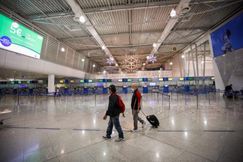 Κορονοϊός: Καραντίνα 10 ημερών για όσους ταξιδεύουν από την Μ. Βρετανία