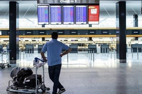 FIR Αθηνών: Μερική επαναφορά πτήσεων μετά το μπλακ άουτ - Βλάβη κεραίας της ΥΠΑ στα Γεράνεια Όρη ενοχοποιείται για το χάος