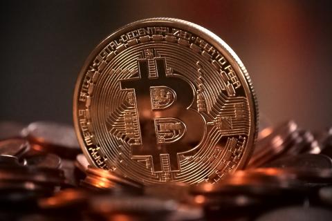 Bitcoin: Κάνει ράλι για πέμπτη ημέρα με την τιμή κοντά στα 71.000 δολάρια