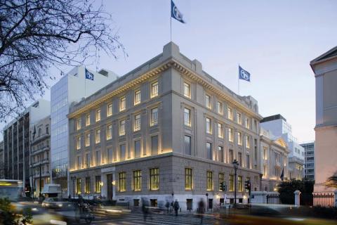 Τράπεζες: Η Κύπρος στο επίκεντρο των διεθνών δραστηριοτήτων – Ολοκληρώνεται η απόκτηση της AstroBank από την Alpha