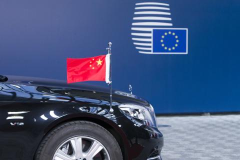 ΕΕ: Σιωπηλή επιδείνωση στις εμπορικές σχέσεις με την Κίνα στο φόντο των δασμών Τραμπ
