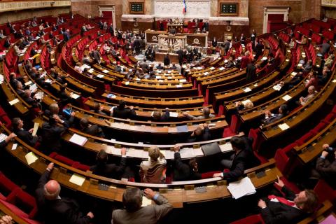 Γαλλία: Προς νέα περίοδο πολιτικής αναταραχής - Ψήφο εμπιστοσύνης ζητά ο Μπαϊρού