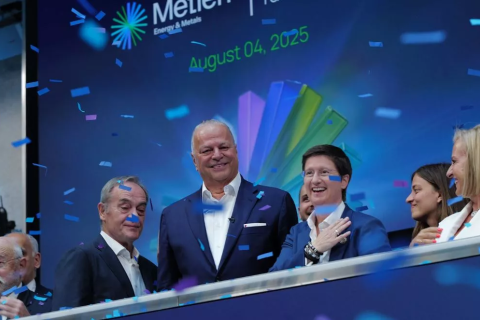 Metlen: Ιστορικό ντεμπούτο στο Χρηματιστήριο του Λονδίνου - Δυναμικό ξεκίνημα με άνοδο 3,9%