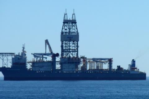 Chevron - HELLENiQ Energy: Παίρνουν κατ' αρχήν τριετή άδεια για έρευνες στα θαλάσσια οικόπεδα νότια της Κρήτης
