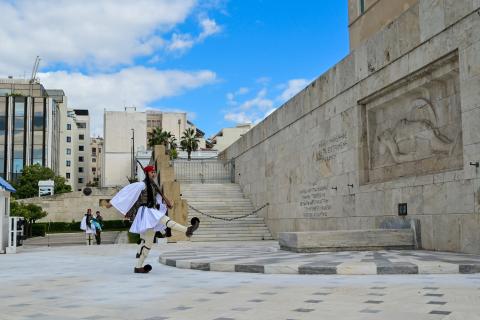Πολιτική και ιδεολογική σύγκρουση για το Μνημείο του Αγνώστου Στρατιώτη
