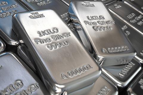 Ασήμι: Νέα υψηλό ρεκόρ πάνω από τα 56 δολάρια - Περαιτέρω άνοδο βλέπουν αναλυτές