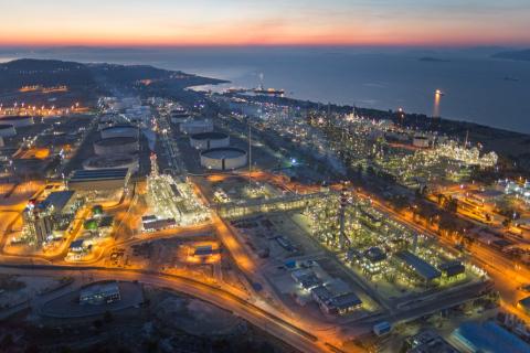 Motor Oil: Στο προσκήνιο ξανά το FSRU της «Διώρυγα GAS» - Επενδύσεις €4 δισ. ως το 2030