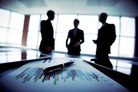 Παγκόσμια οικονομία: Αυτές είναι οι 5 «καυτές» προκλήσεις για το 2026 - Οι κίνδυνοι από δασμούς και ΑΙ