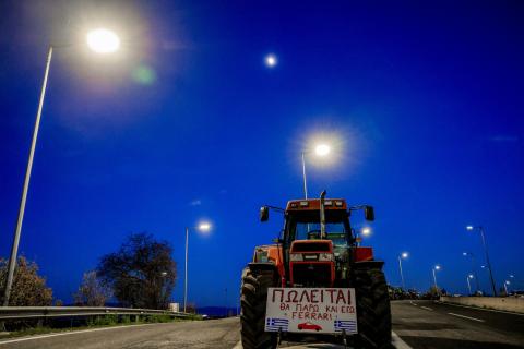 Αγρότες: Η οργή απειλεί να γίνει πολιτικό ρήγμα