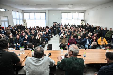 Αγρότες: Απόφαση για συνάντηση με Κ. Μητσοτάκη από τα μπλόκα της Θεσσαλίας - Η στάση του Μαξίμου