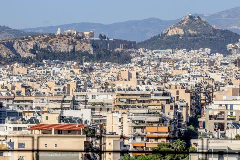 Στέγαση: Γιατί γίνεται όλο και πιο δύσκολη - Τάσεις, πιέσεις και δομικά προβλήματα της ελληνικής αγοράς κατοικίας