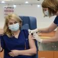 Στον Ευαγγελισμό ξεκίνησε ο εμβολιασμός με πρώτη την νοσηλεύτρια Ευσταθία Καμπισιούλη