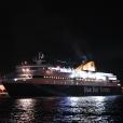 Το «Blue Star Chios», το πρώτο πλοίο που μπήκε στο λιμάνι του Πειραιά / Πηγή: eurokinissi