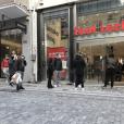 Αρκετός κόσμος στην Ερμού και σήμερα, Τρίτη 19 Ιανουαρίου