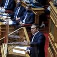 Αλέξης Τσίπρας και Κυριάκος Μητσοτάκης στη συζήτηση στη Βουλή για την ακρίβεια